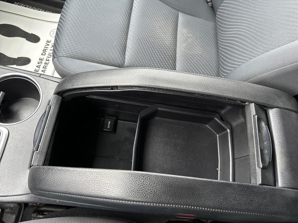 Toyota Highlander LE V6 AWD (Natl) 2019