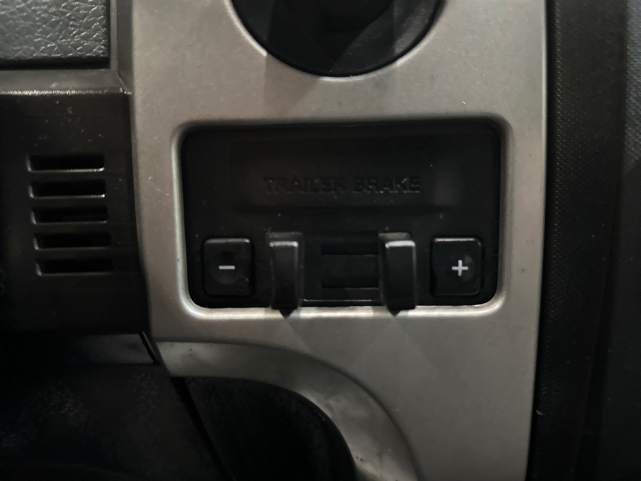 Ford F-150 4WD SuperCab 145" Lariat 2011