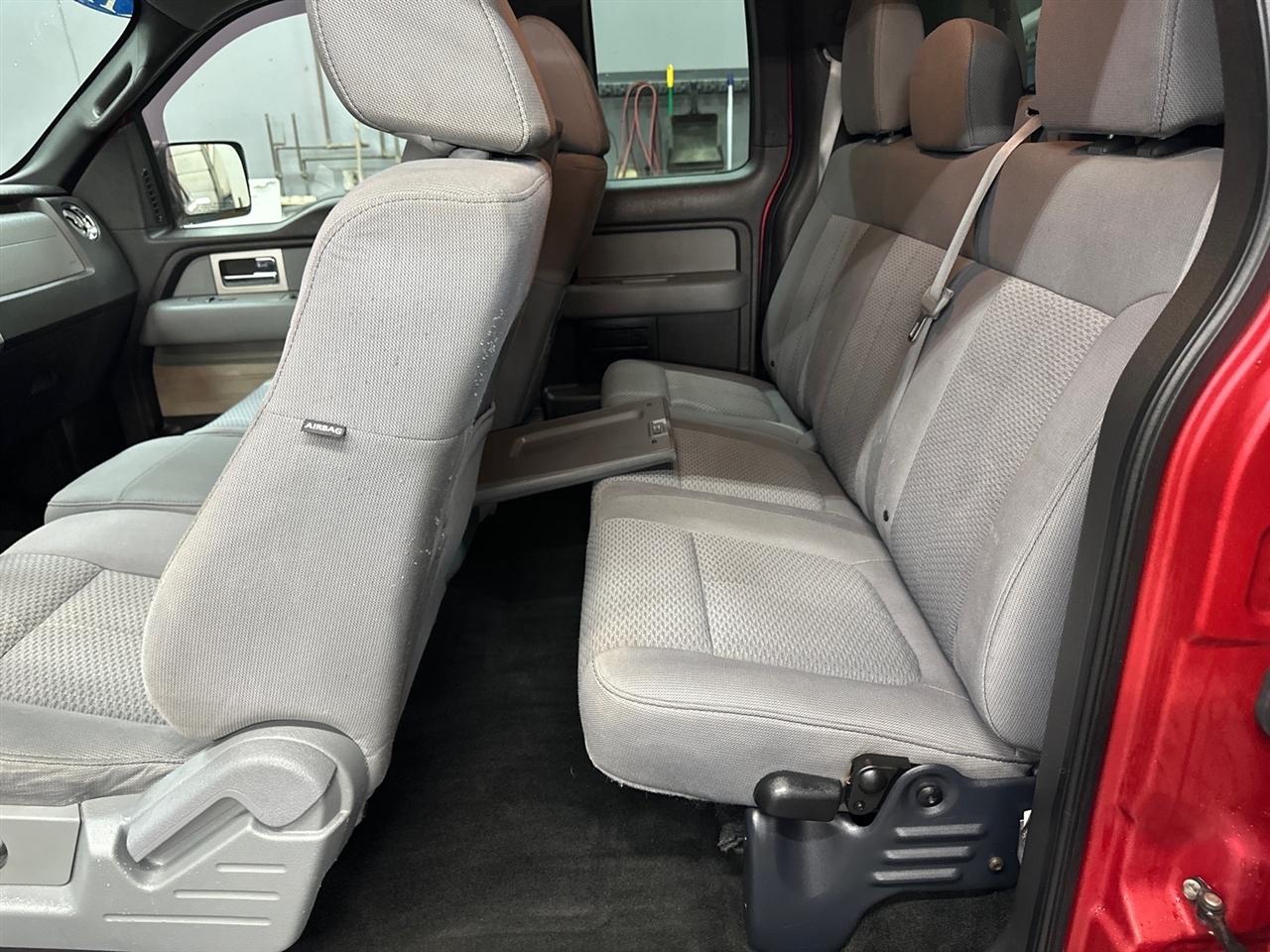 Ford F-150 4WD SuperCab 145" Lariat 2011