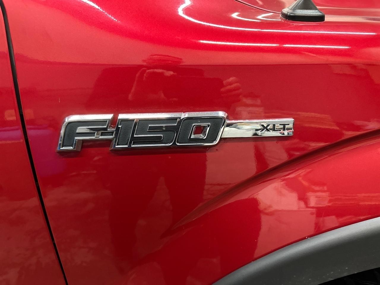 Ford F-150 4WD SuperCab 145" Lariat 2011