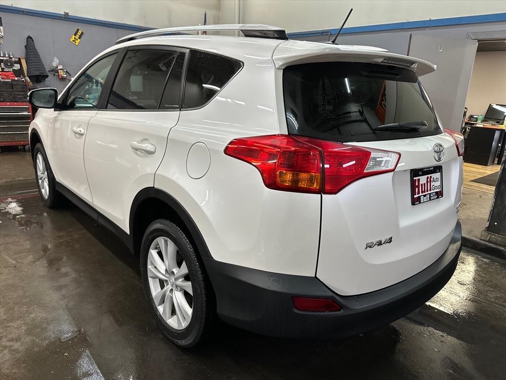 Toyota RAV4 AWD 4dr Limited (Natl) 2014