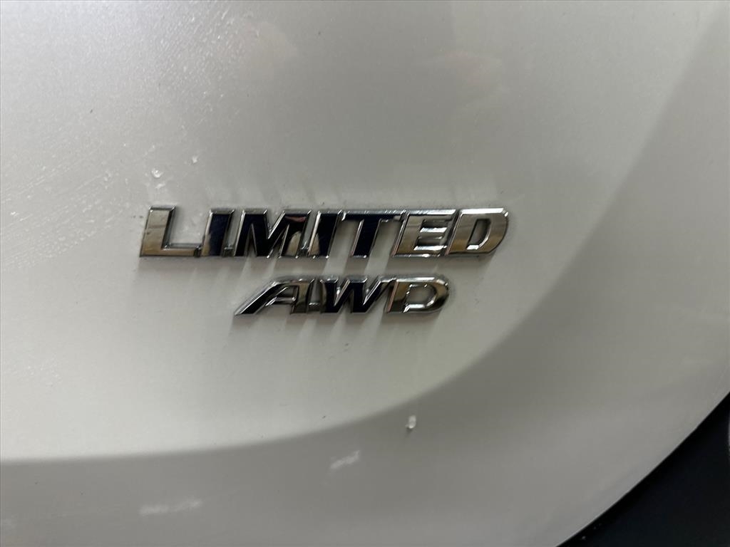 Toyota RAV4 AWD 4dr Limited (Natl) 2014