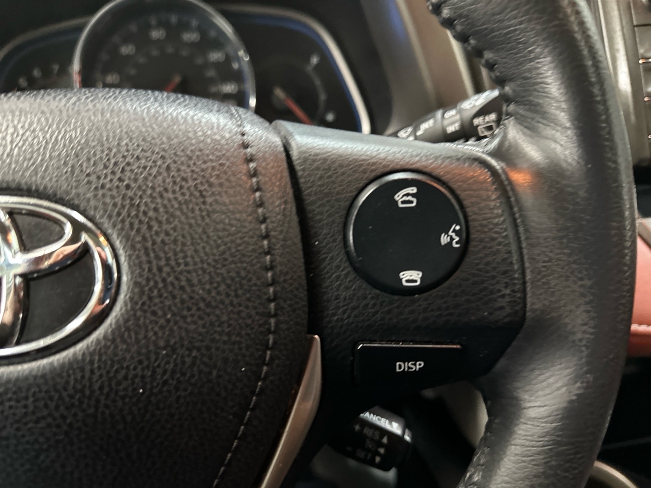 Toyota RAV4 AWD 4dr Limited (Natl) 2014