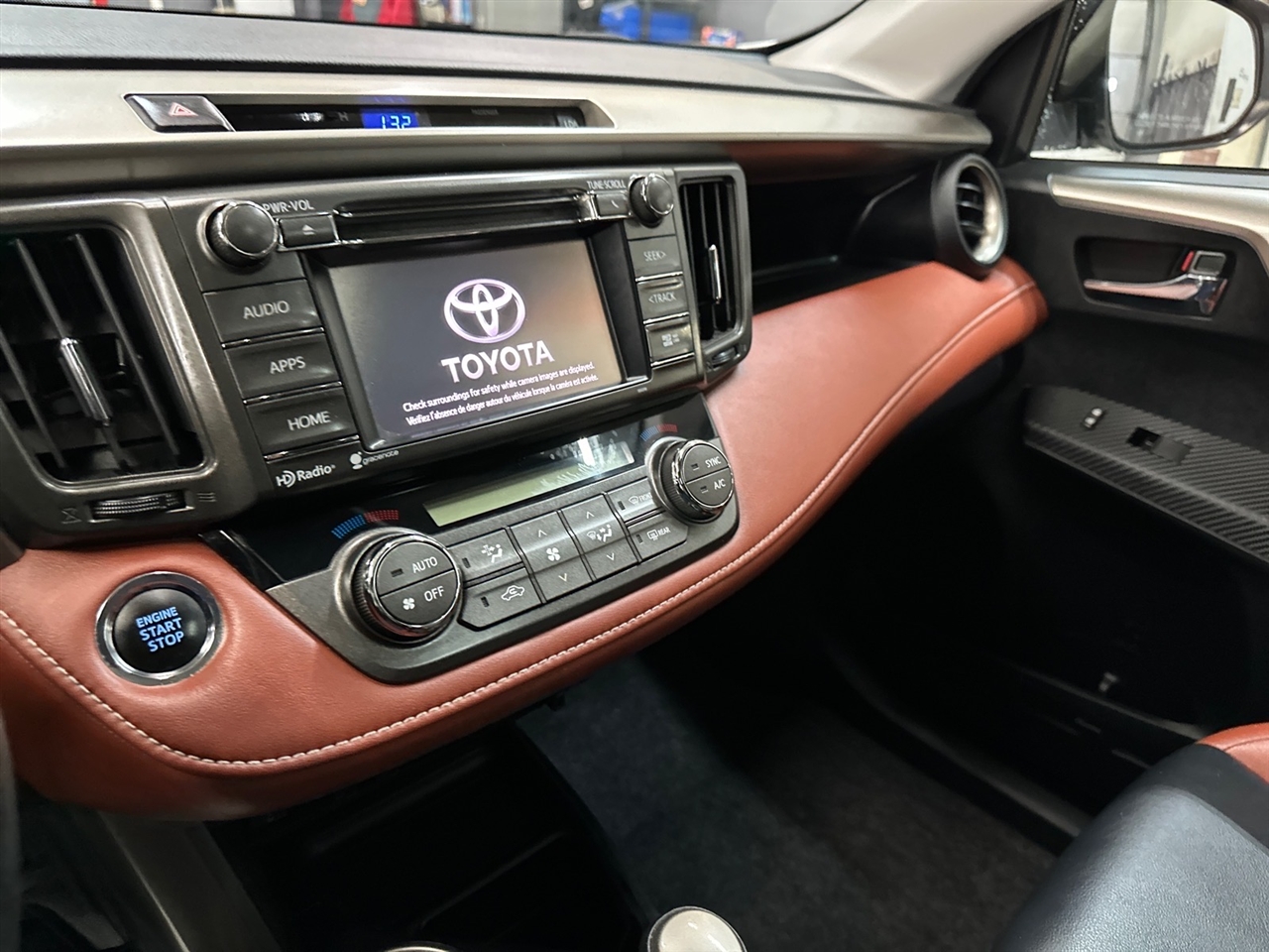 Toyota RAV4 AWD 4dr Limited (Natl) 2014