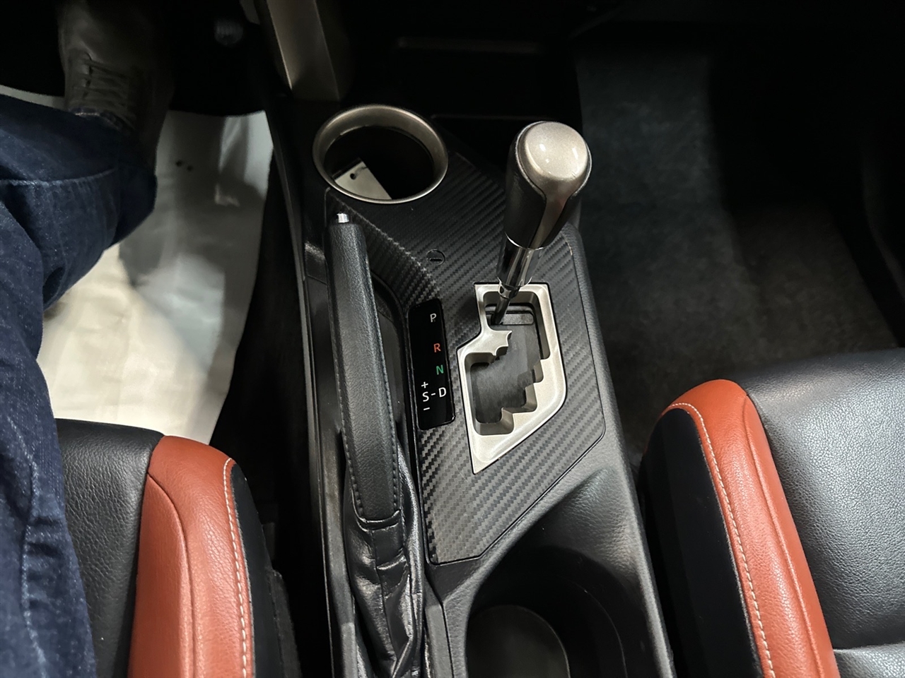 Toyota RAV4 AWD 4dr Limited (Natl) 2014