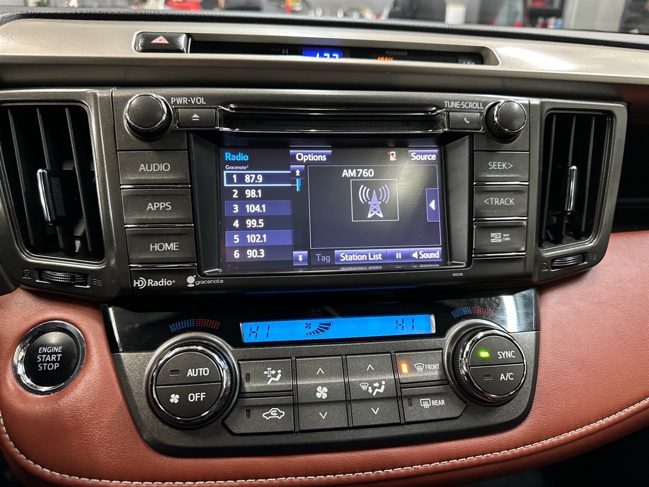 Toyota RAV4 AWD 4dr Limited (Natl) 2014