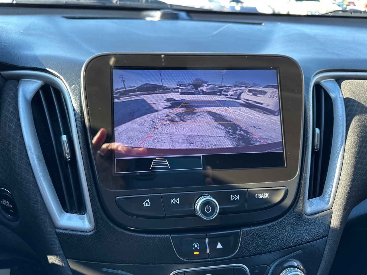 Chevrolet Malibu 4dr Sdn RS 2021