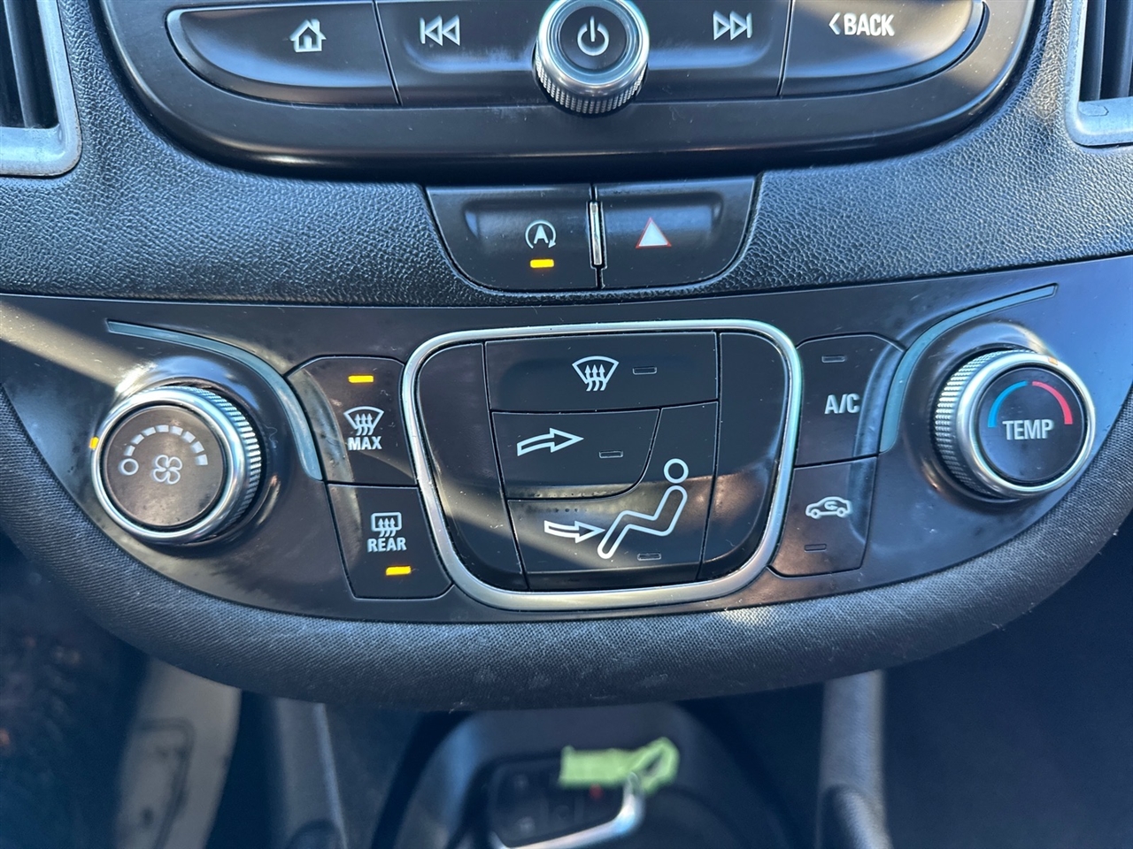 Chevrolet Malibu 4dr Sdn RS 2021