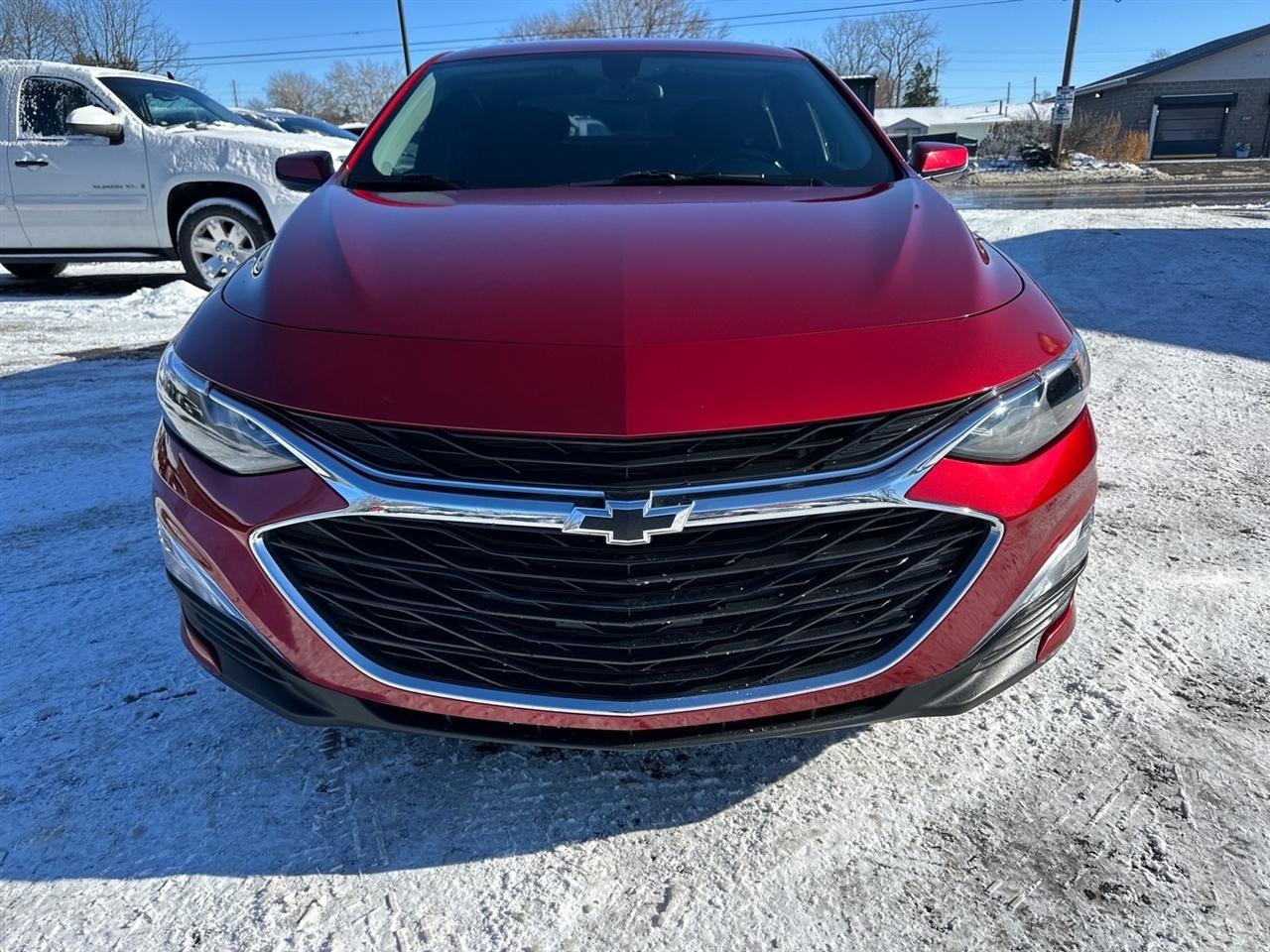 Chevrolet Malibu 4dr Sdn RS 2021