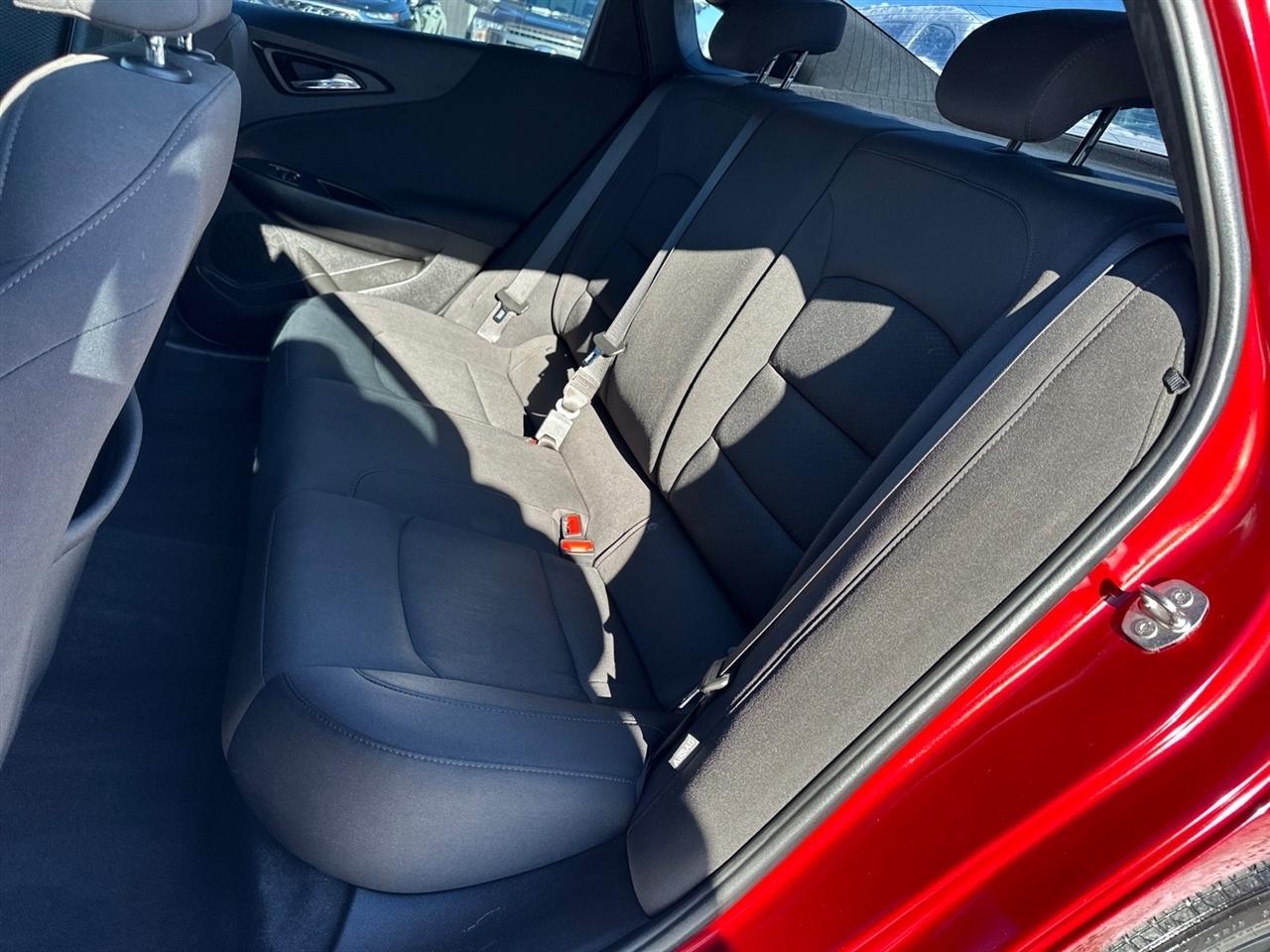 Chevrolet Malibu 4dr Sdn RS 2021