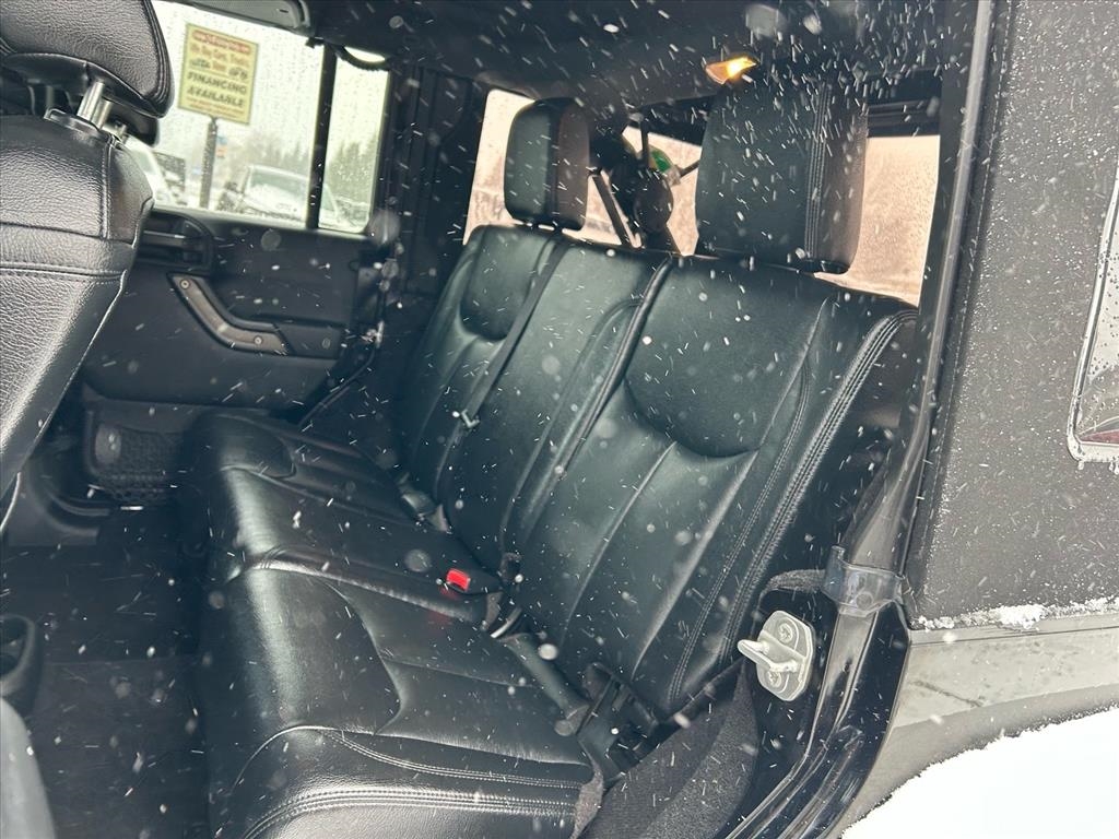 Jeep Wrangler Unlimited 4WD 4dr Willys Wheeler 2017