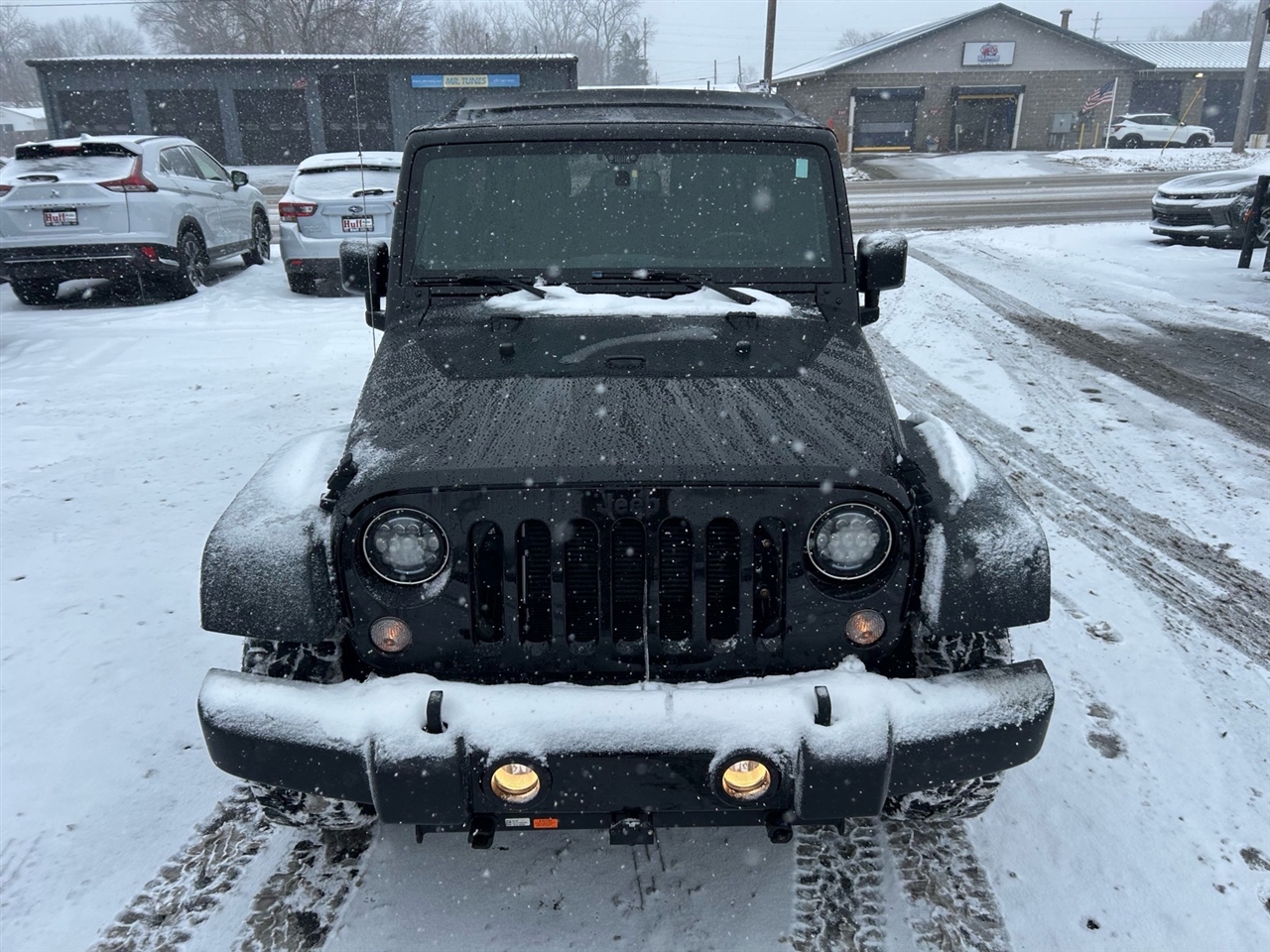 Jeep Wrangler Unlimited 4WD 4dr Willys Wheeler 2017