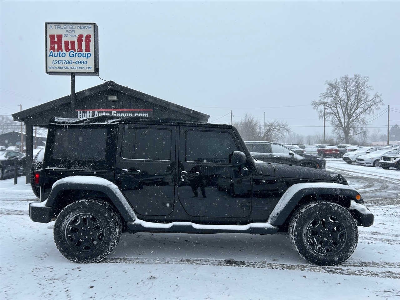 Jeep Wrangler Unlimited 4WD 4dr Willys Wheeler 2017
