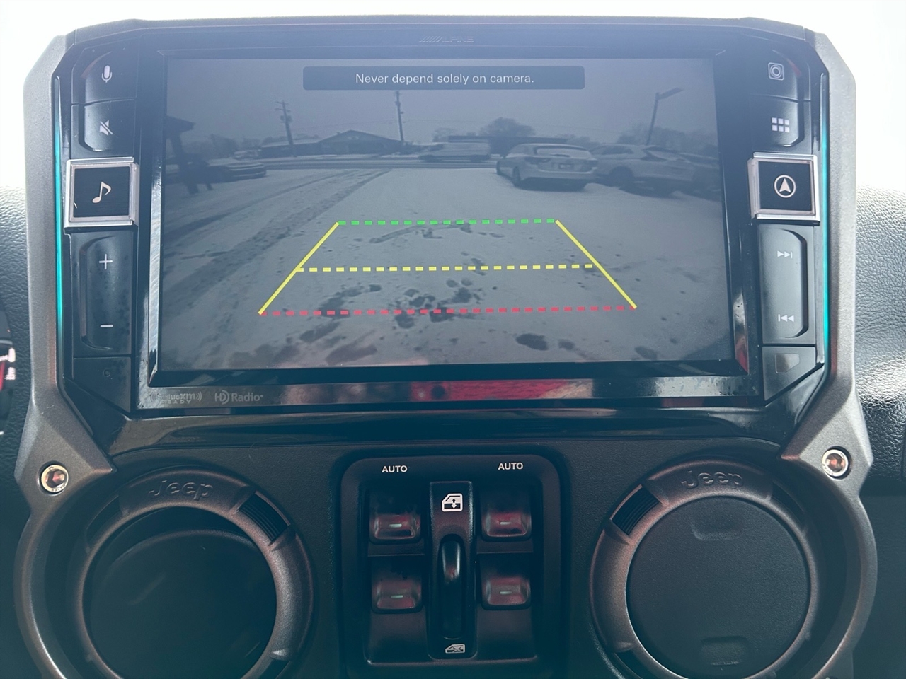 Jeep Wrangler Unlimited 4WD 4dr Willys Wheeler 2017