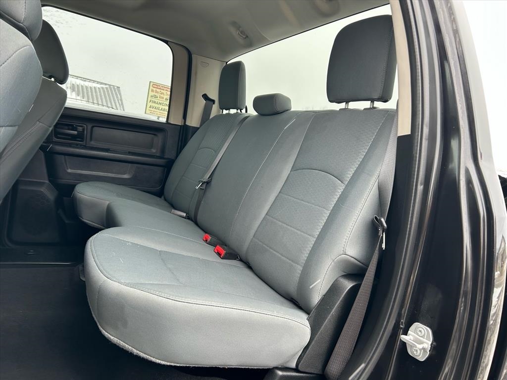 RAM 2500 Tradesman 4x4 Crew Cab 6'4" Box 2018