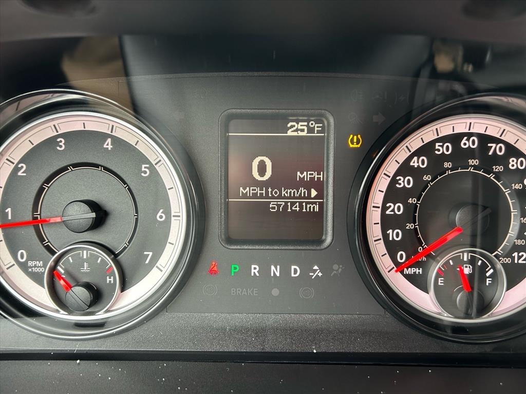 RAM 2500 Tradesman 4x4 Crew Cab 6'4" Box 2018