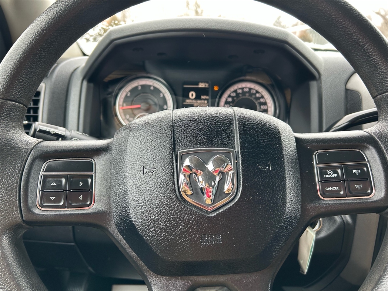 RAM 2500 Tradesman 4x4 Crew Cab 6'4" Box 2018