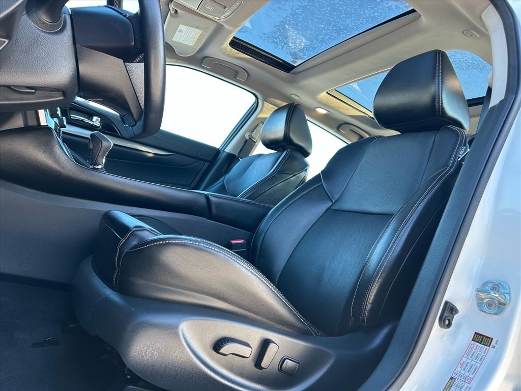 Nissan Maxima SL Sedan 2023