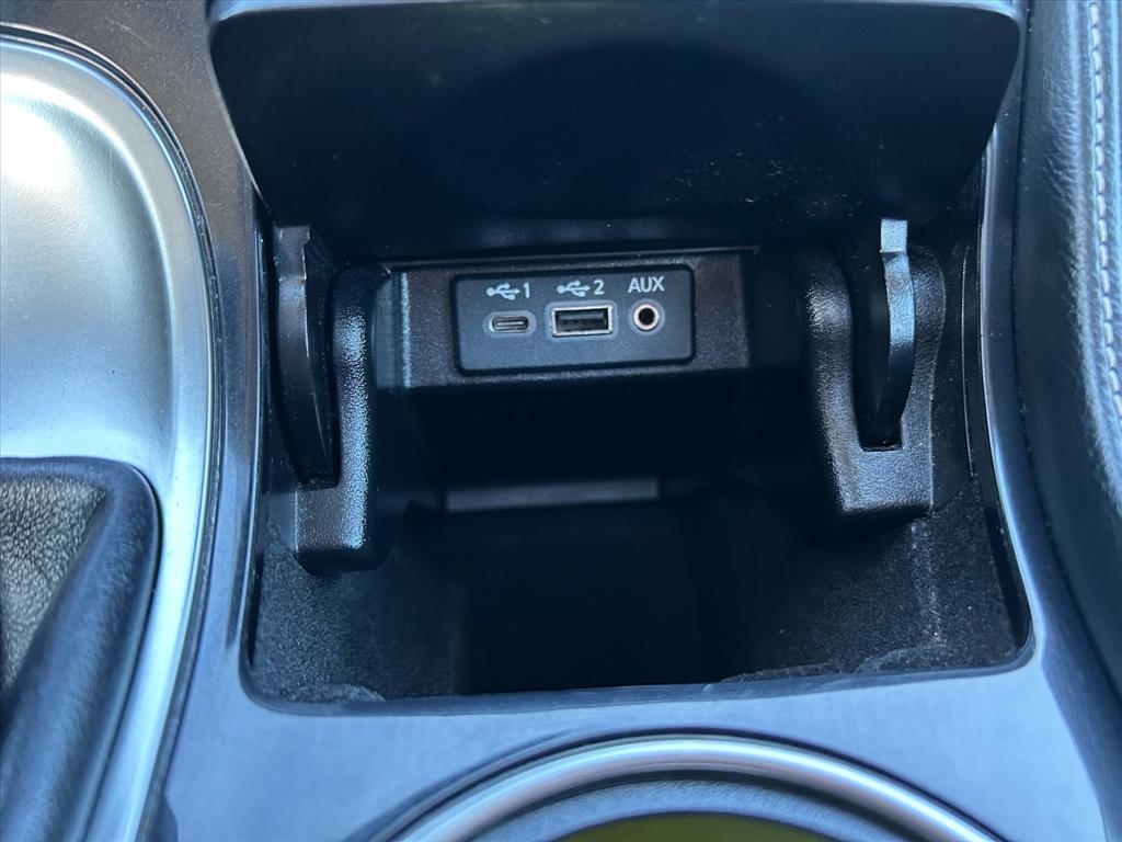 Nissan Maxima SL Sedan 2023