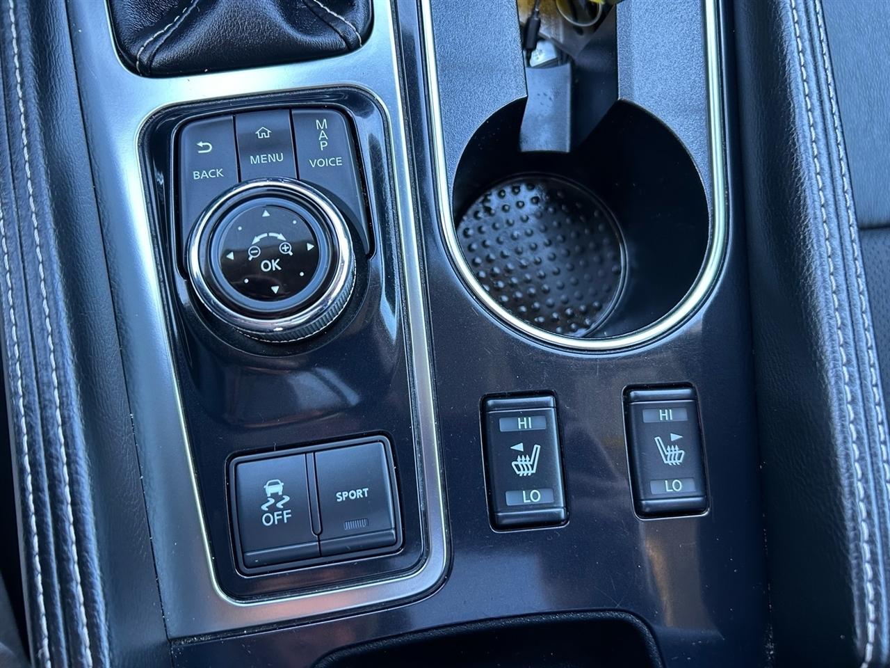 Nissan Maxima SL Sedan 2023