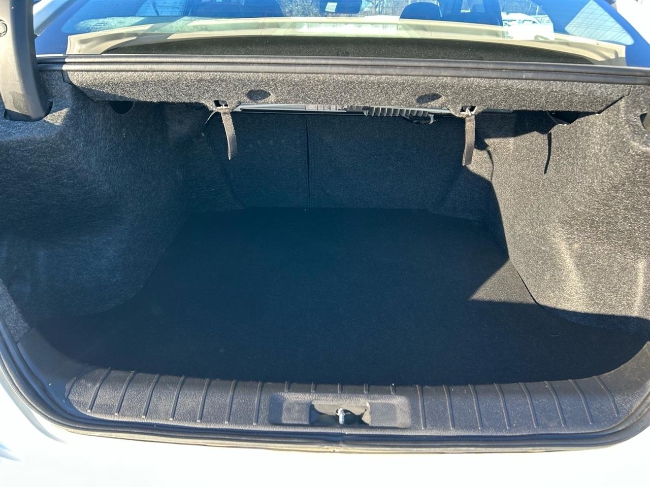 Nissan Maxima SL Sedan 2023