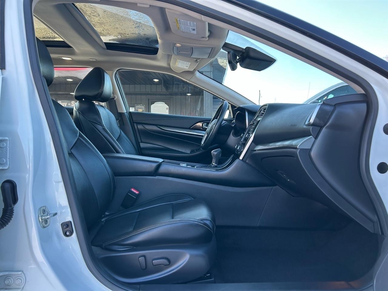 Nissan Maxima SL Sedan 2023