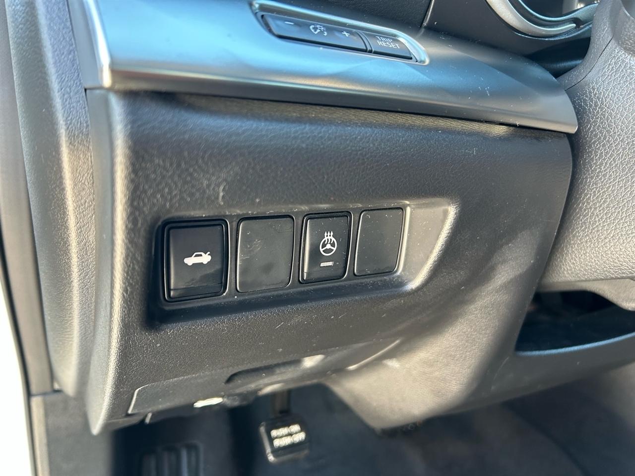 Nissan Maxima SL Sedan 2023