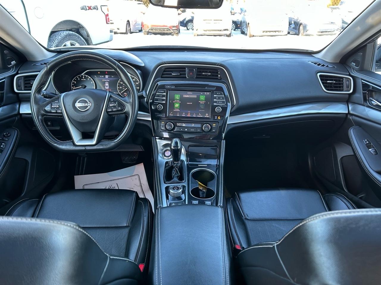 Nissan Maxima SL Sedan 2023