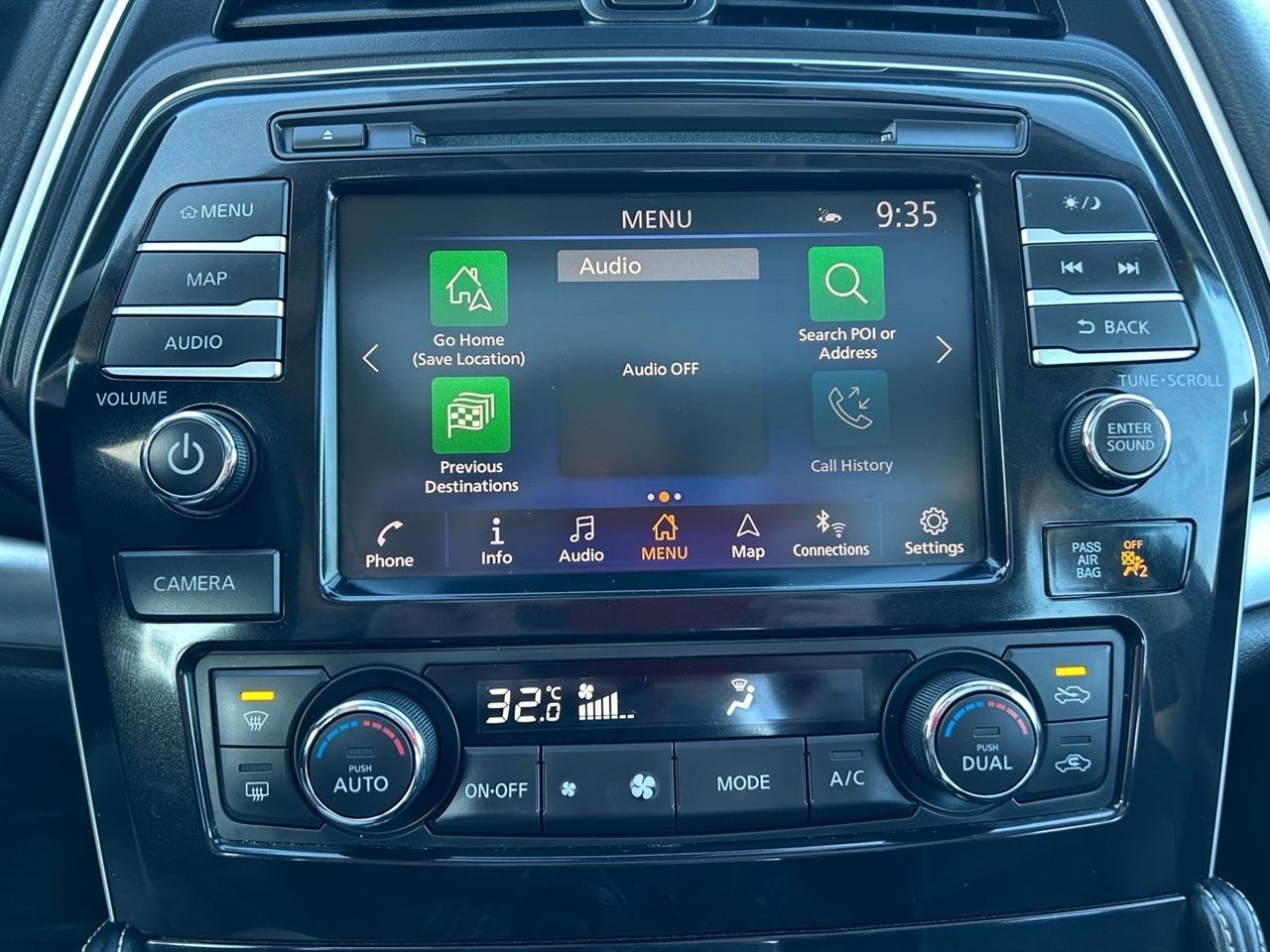 Nissan Maxima SL Sedan 2023