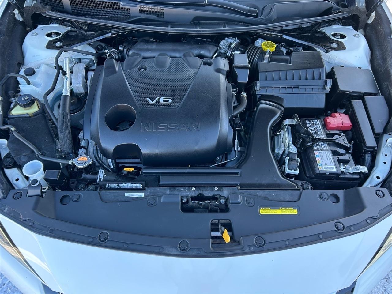 Nissan Maxima SL Sedan 2023