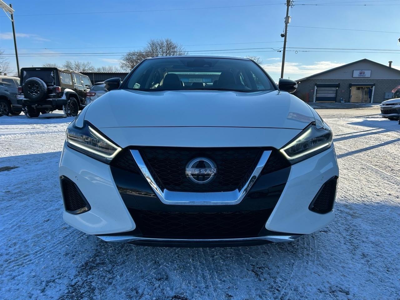 Nissan Maxima SL Sedan 2023