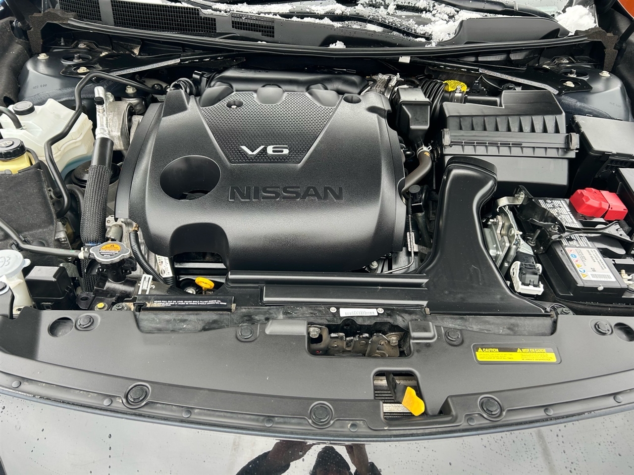 Nissan Maxima SL Sedan 2023