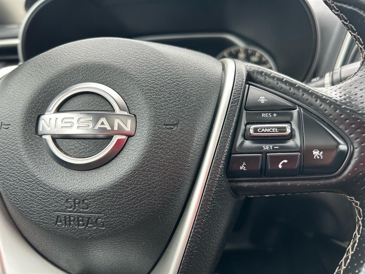 Nissan Maxima SL Sedan 2023