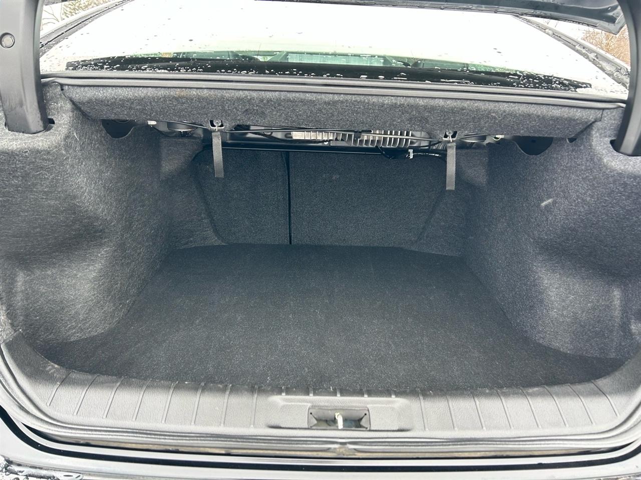 Nissan Maxima SL Sedan 2023