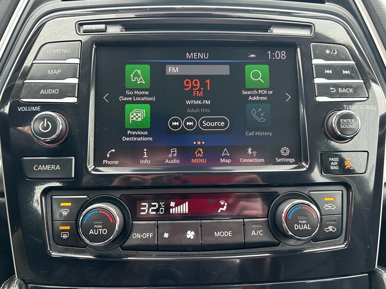 Nissan Maxima SL Sedan 2023