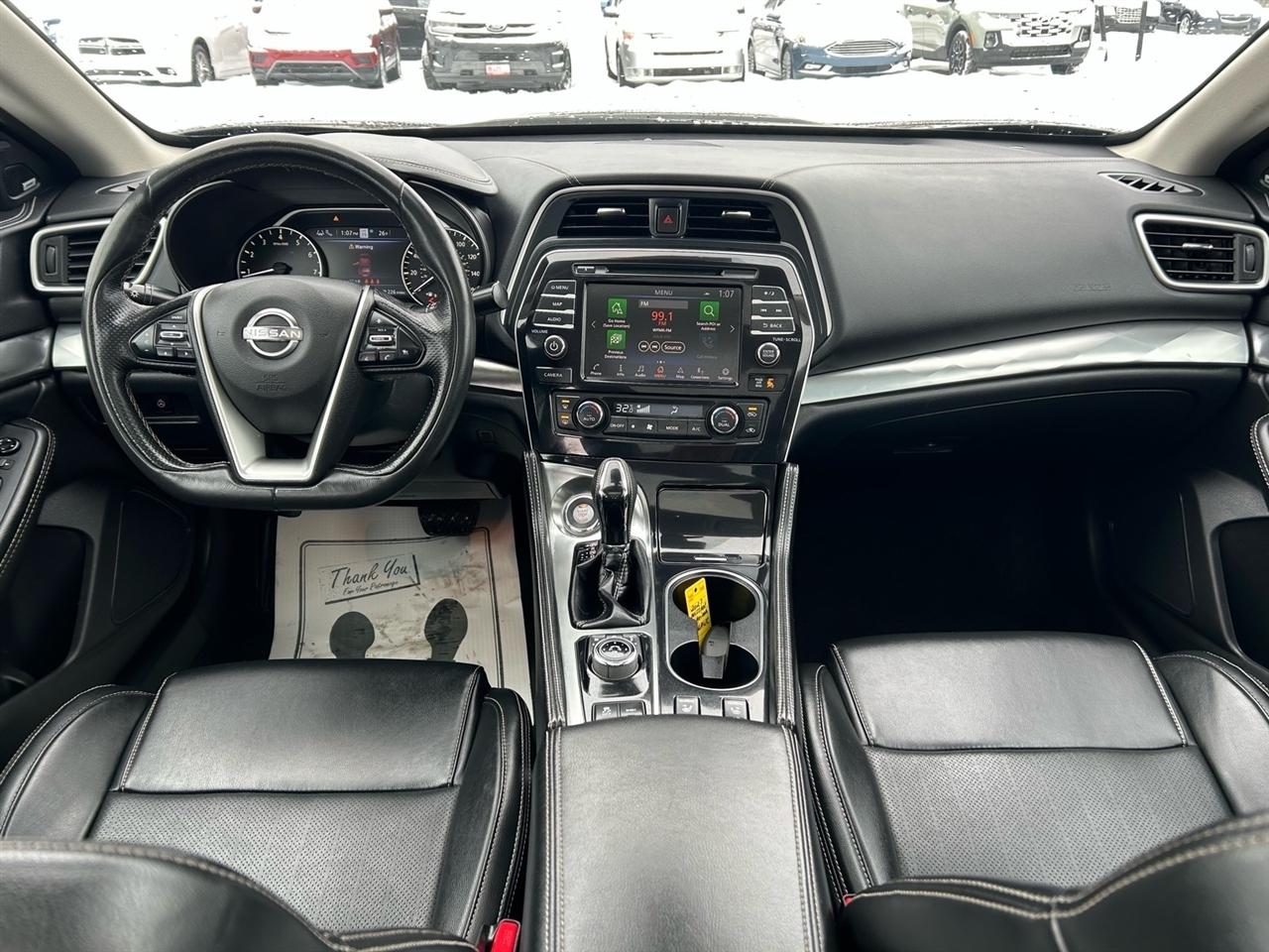 Nissan Maxima SL Sedan 2023