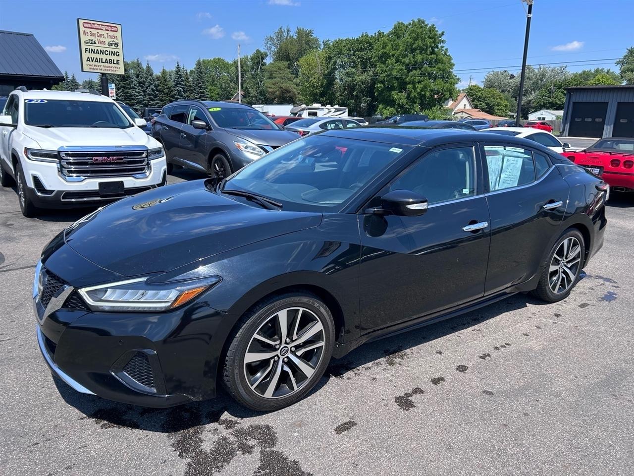 Nissan Maxima SL Sedan 2023
