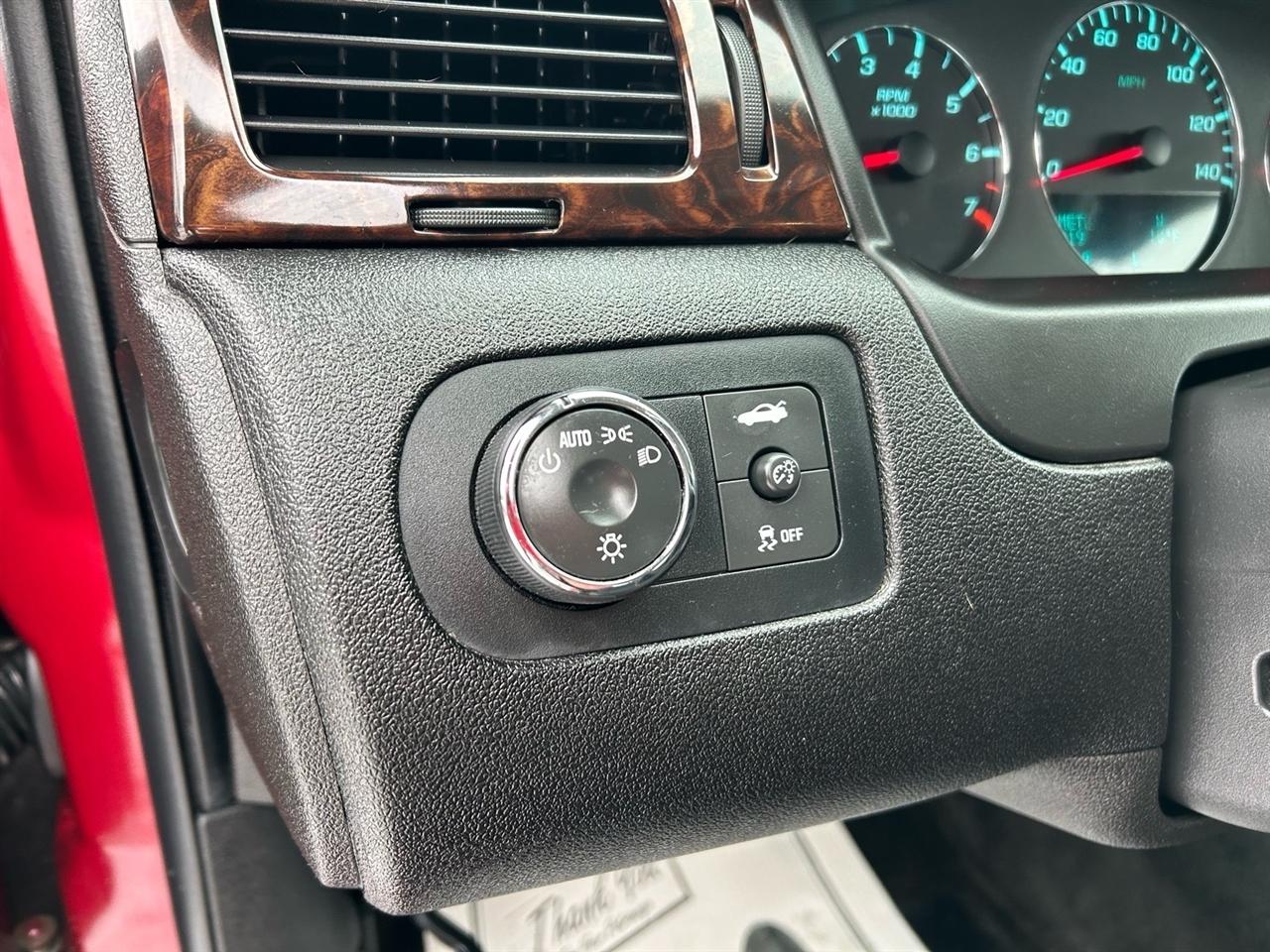 Chevrolet Impala 4dr Sdn LT Retail 2012