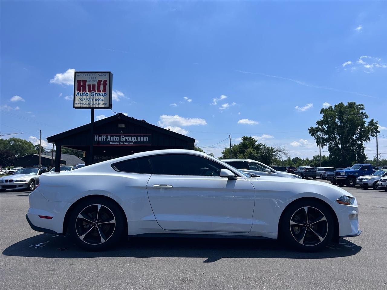 Ford Mustang EcoBoost Fastback 2018