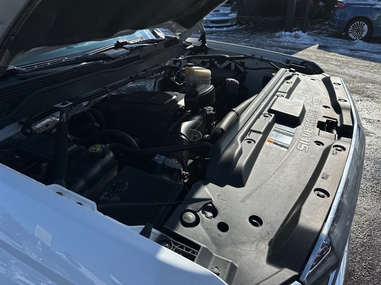 Chevrolet Silverado 2500HD 2WD Reg Cab 133.6" Work Truck 2015