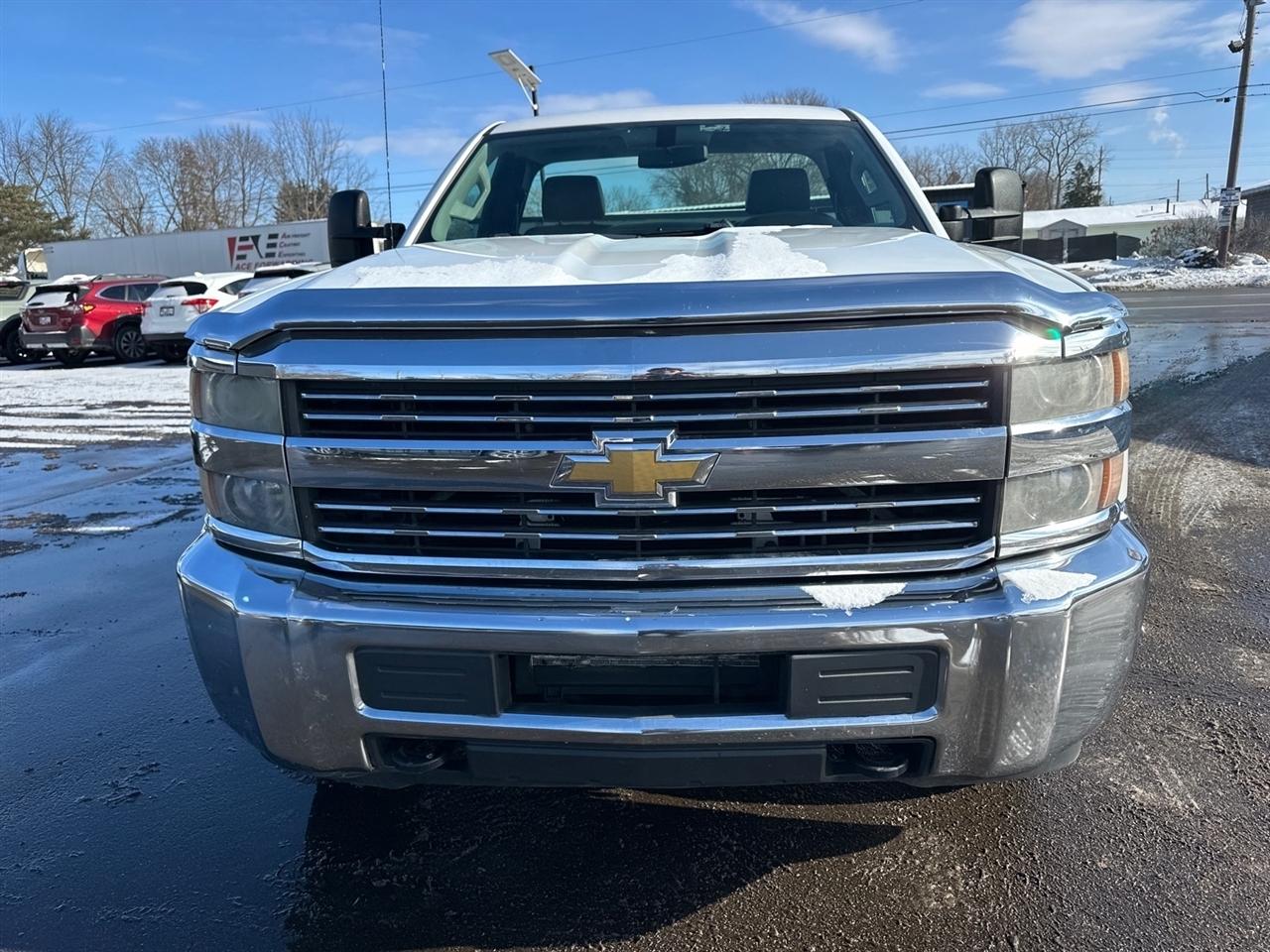Chevrolet Silverado 2500HD 2WD Reg Cab 133.6" Work Truck 2015
