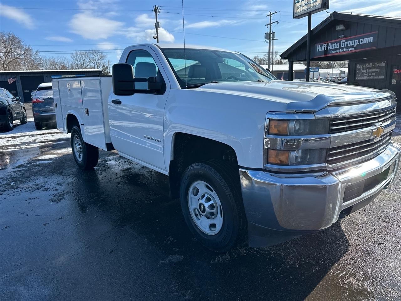 Chevrolet Silverado 2500HD 2WD Reg Cab 133.6" Work Truck 2015