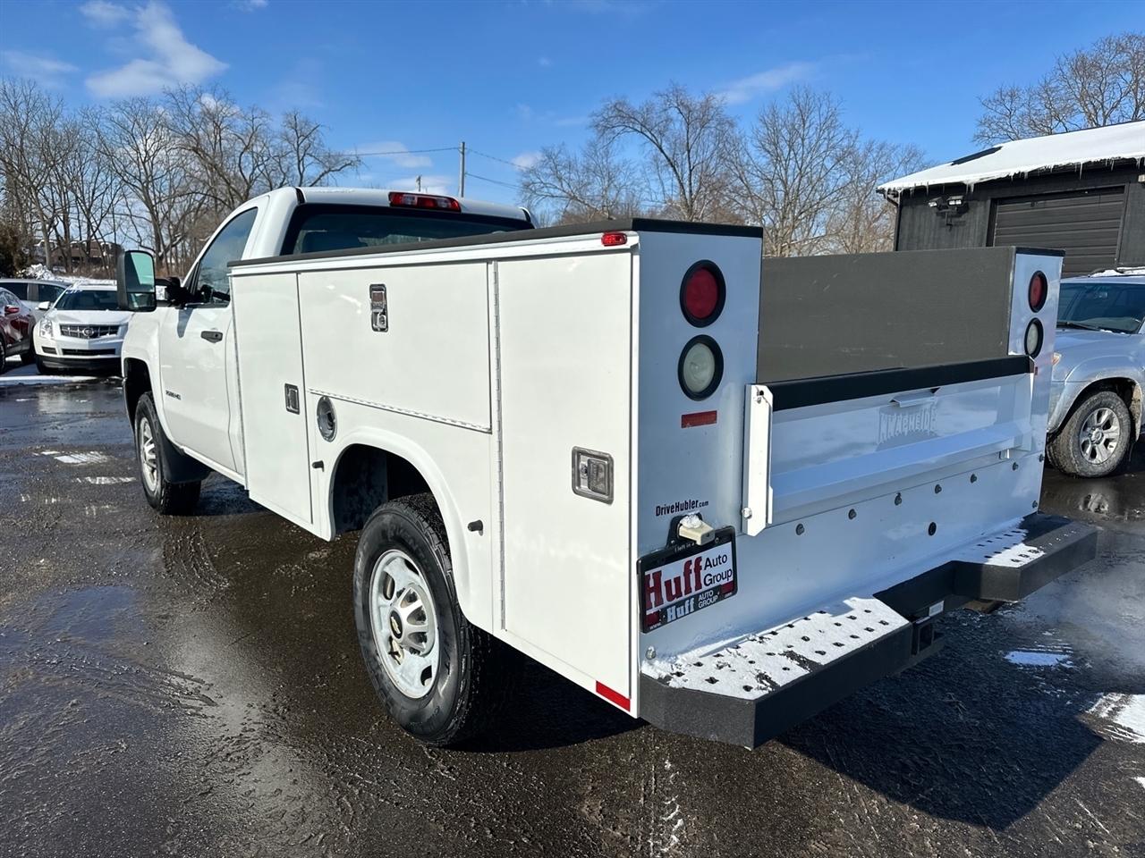 Chevrolet Silverado 2500HD 2WD Reg Cab 133.6" Work Truck 2015