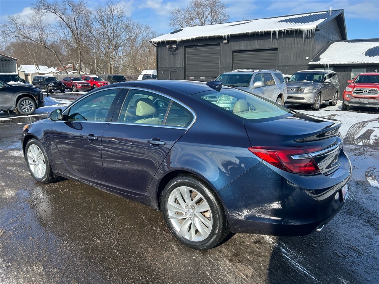 Buick Regal 4dr Sdn Turbo FWD 2016