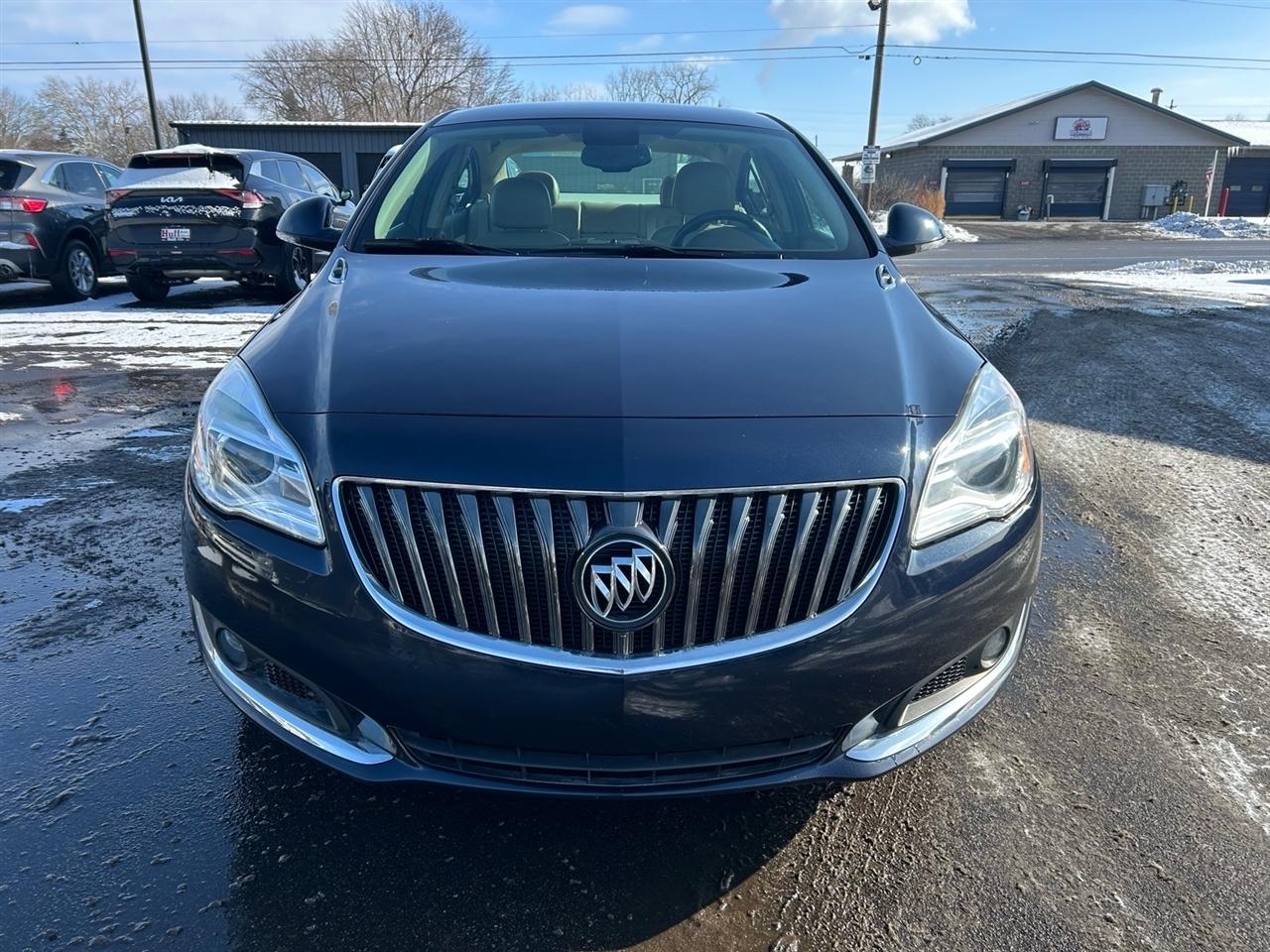 Buick Regal 4dr Sdn Turbo FWD 2016