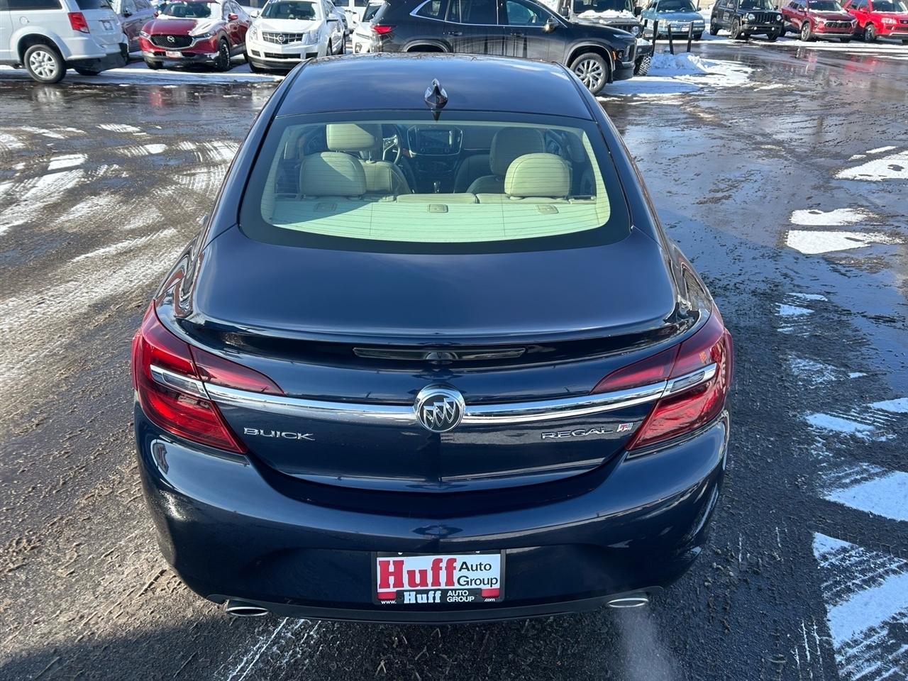 Buick Regal 4dr Sdn Turbo FWD 2016