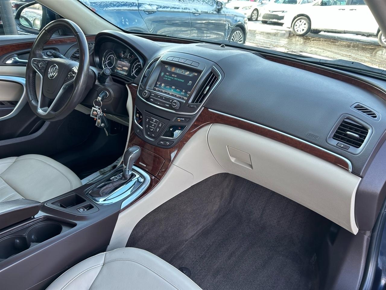 Buick Regal 4dr Sdn Turbo FWD 2016