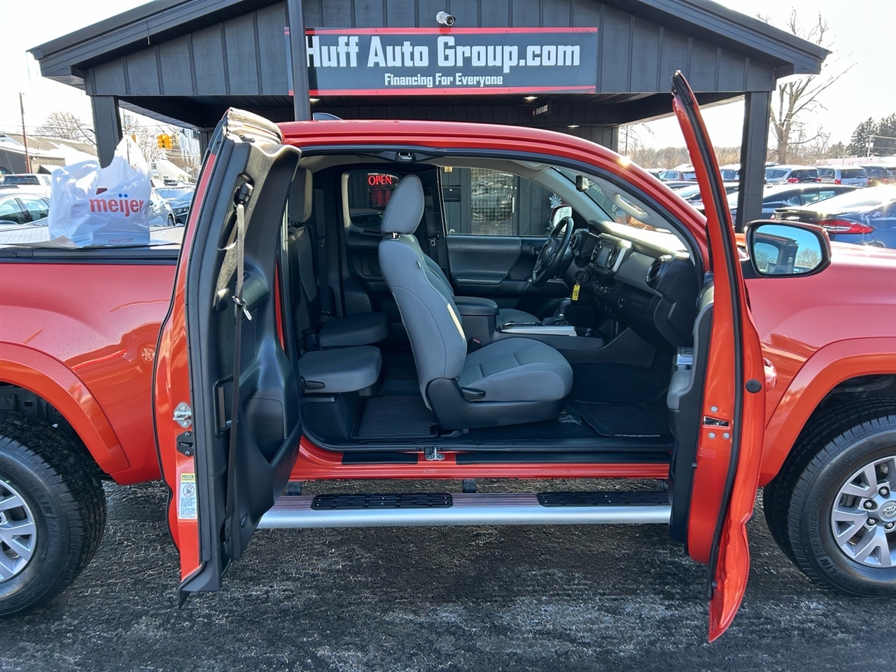 Toyota Tacoma 4WD Access Cab V6 AT TRD Off Road (Natl) 2016