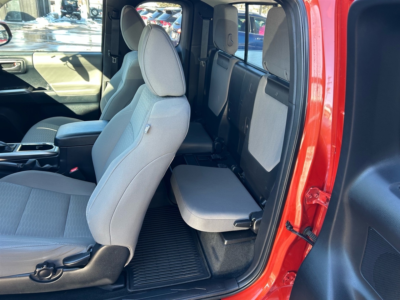 Toyota Tacoma 4WD Access Cab V6 AT TRD Off Road (Natl) 2016