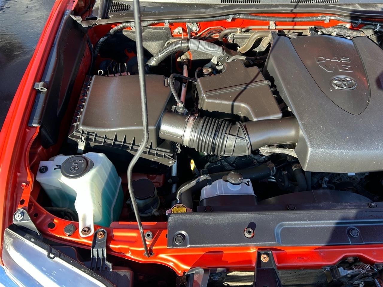 Toyota Tacoma 4WD Access Cab V6 AT TRD Off Road (Natl) 2016